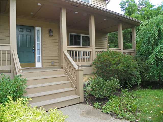 854 Hard Road Columbus, OH 43235 - Photo 2 of 25 Gallery Image 2