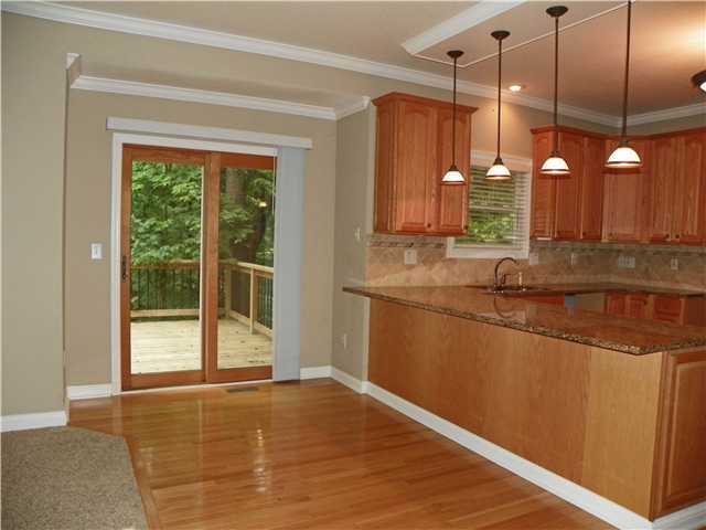 854 Hard Road Columbus, OH 43235 - Photo 7 of 25 Gallery Image 7