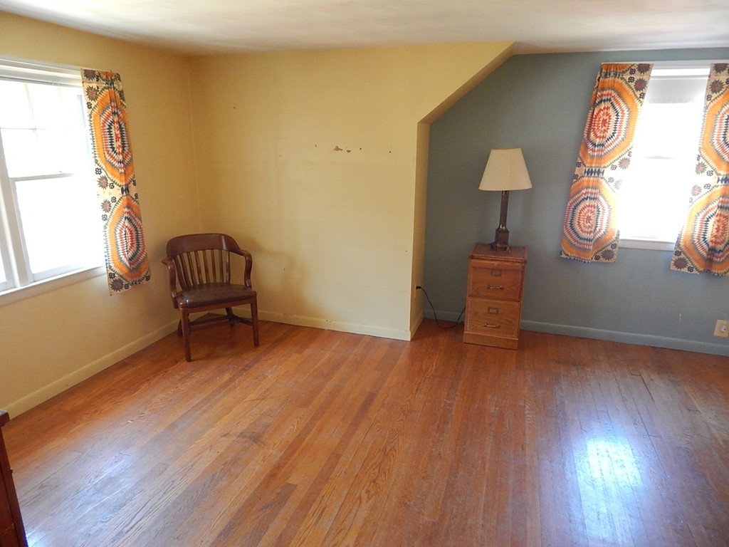 50 Searle Road South Hadley, MA 01075 - Photo 18 of 30