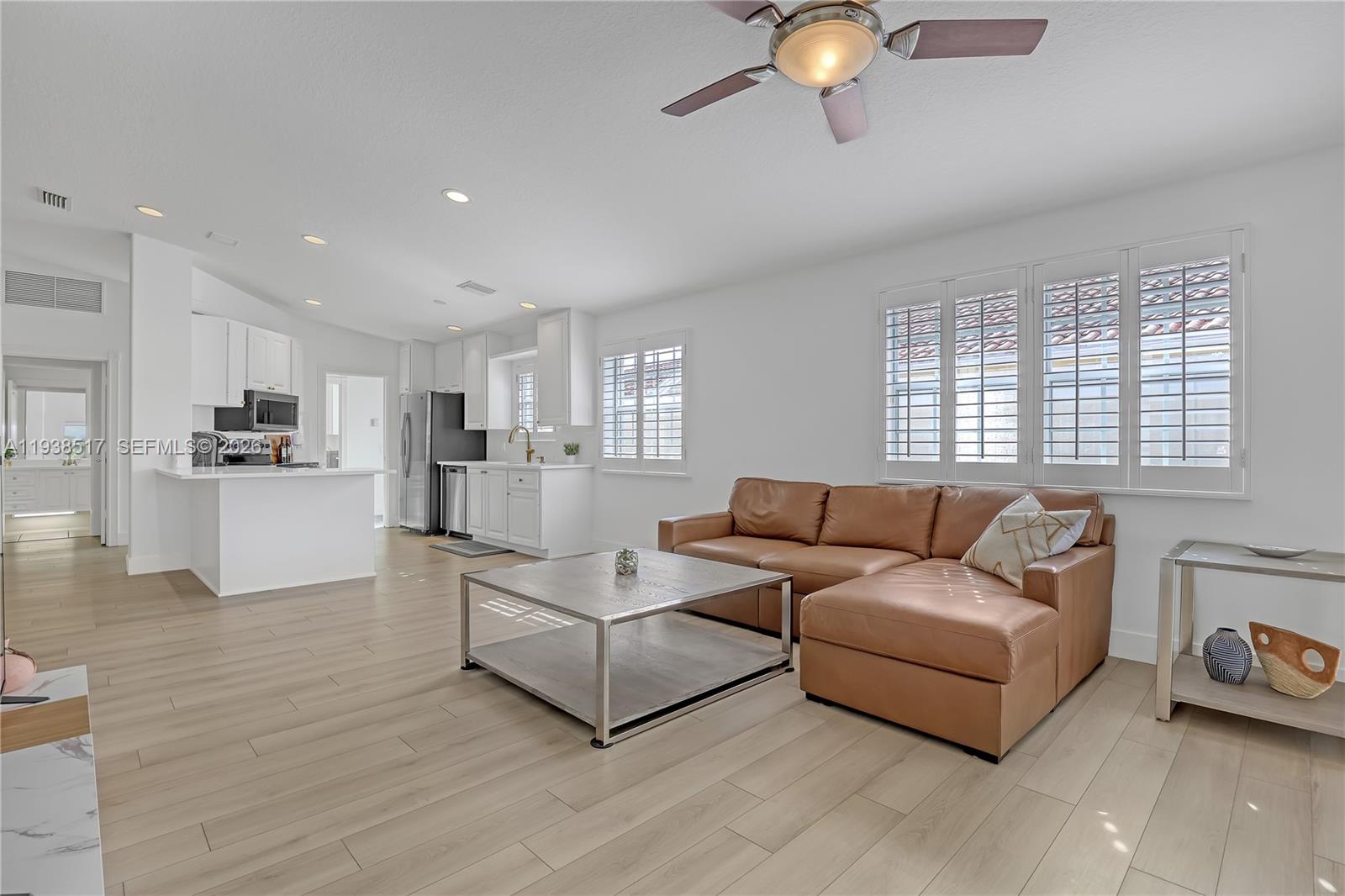 907 Southwest Balmoral Trace Stuart, FL 34997 - Photo 3 of 46 Gallery Image 3