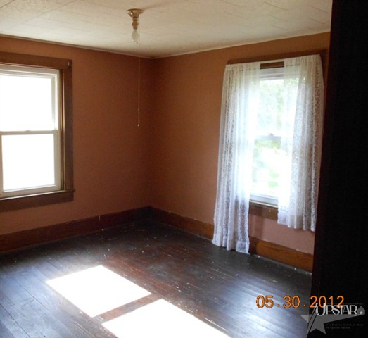 325 East Division Road Huntington, IN 46750 - Photo 11 of 18 Gallery Image 11