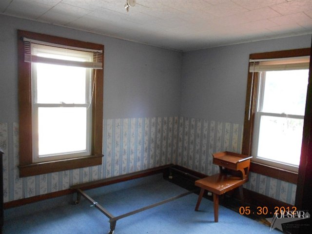 325 East Division Road Huntington, IN 46750 - Photo 9 of 18 Gallery Image 9