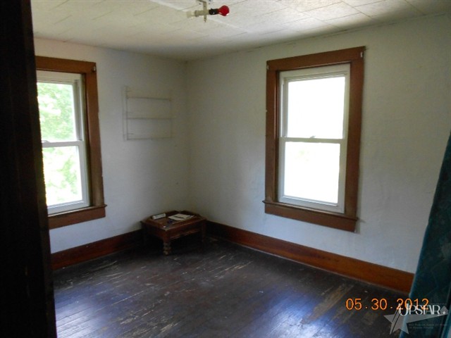 325 East Division Road Huntington, IN 46750 - Photo 10 of 18 Gallery Image 10