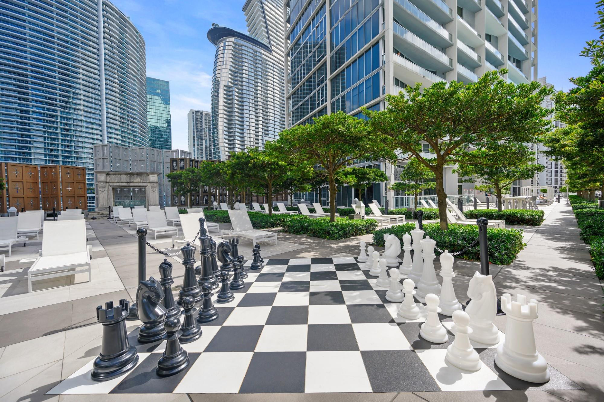 495 Brickell Avenue, Unit 4407 Miami, FL 33131 - Photo 16 of 24 Photo 16