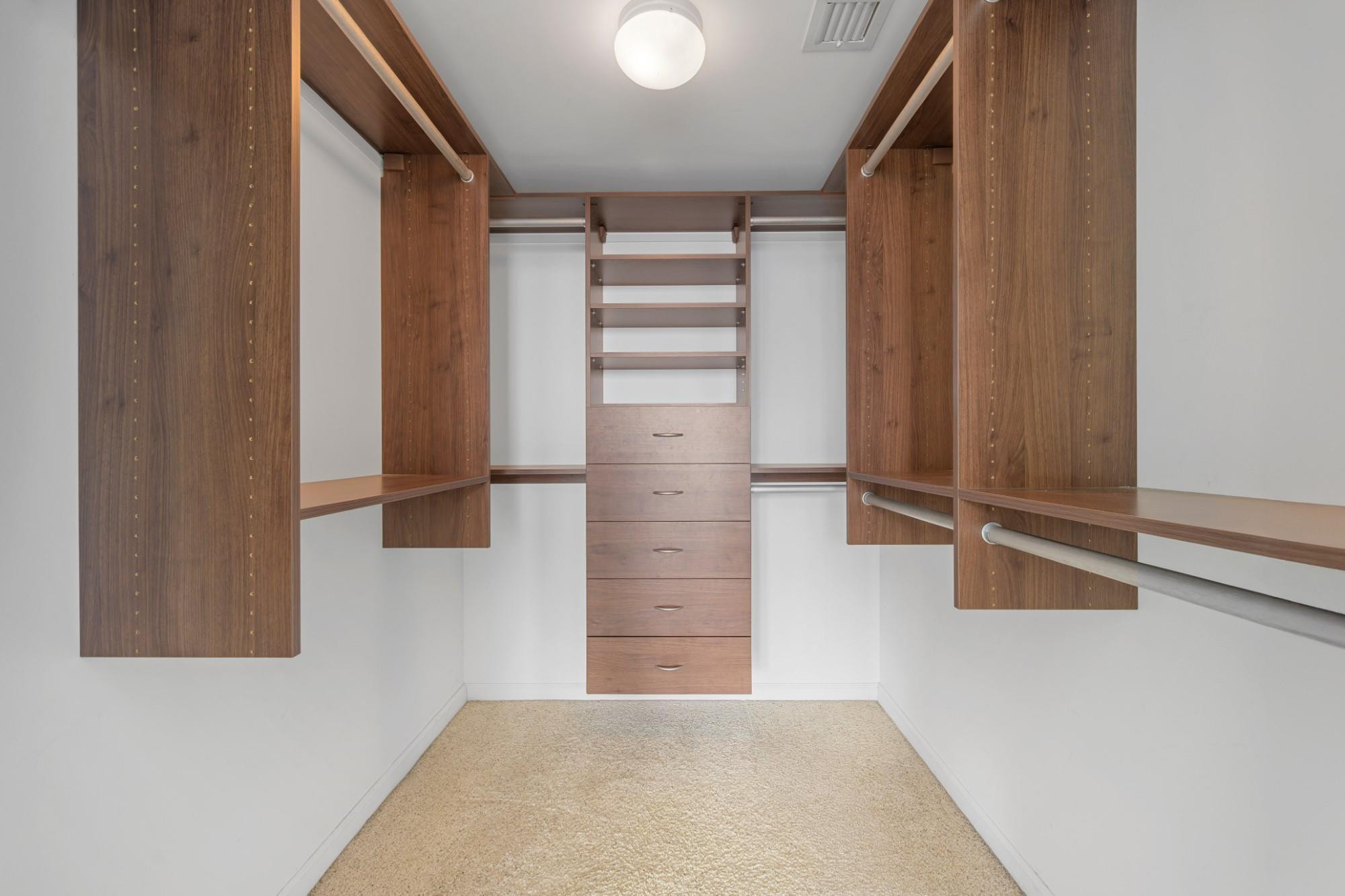 495 Brickell Avenue, Unit 4407 Miami, FL 33131 - Photo 9 of 24 Photo 9