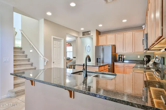 a picture of a bench in room