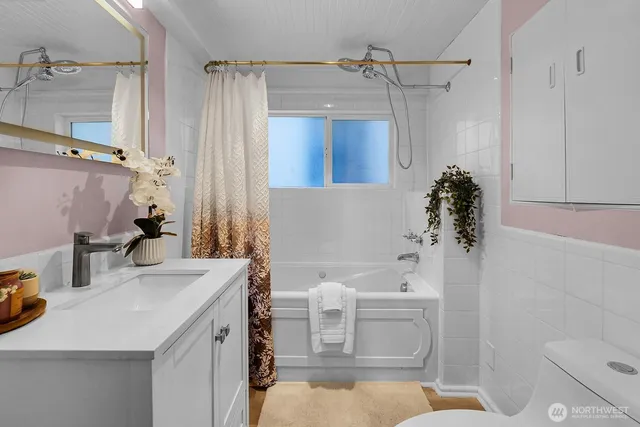 $799,950 | 2850 Northwest 65th Street, Seattle, WA 98117