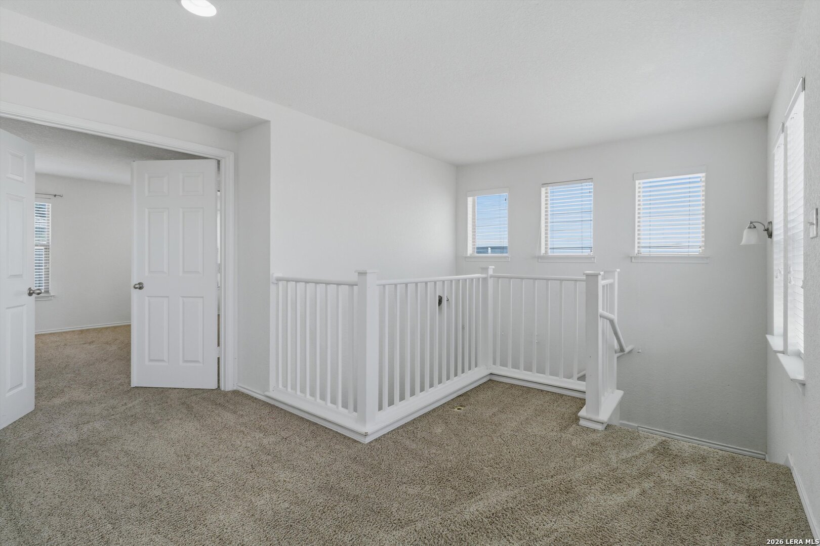 7121 Avery Road Live Oak, TX 78233 - Photo 11 of 31