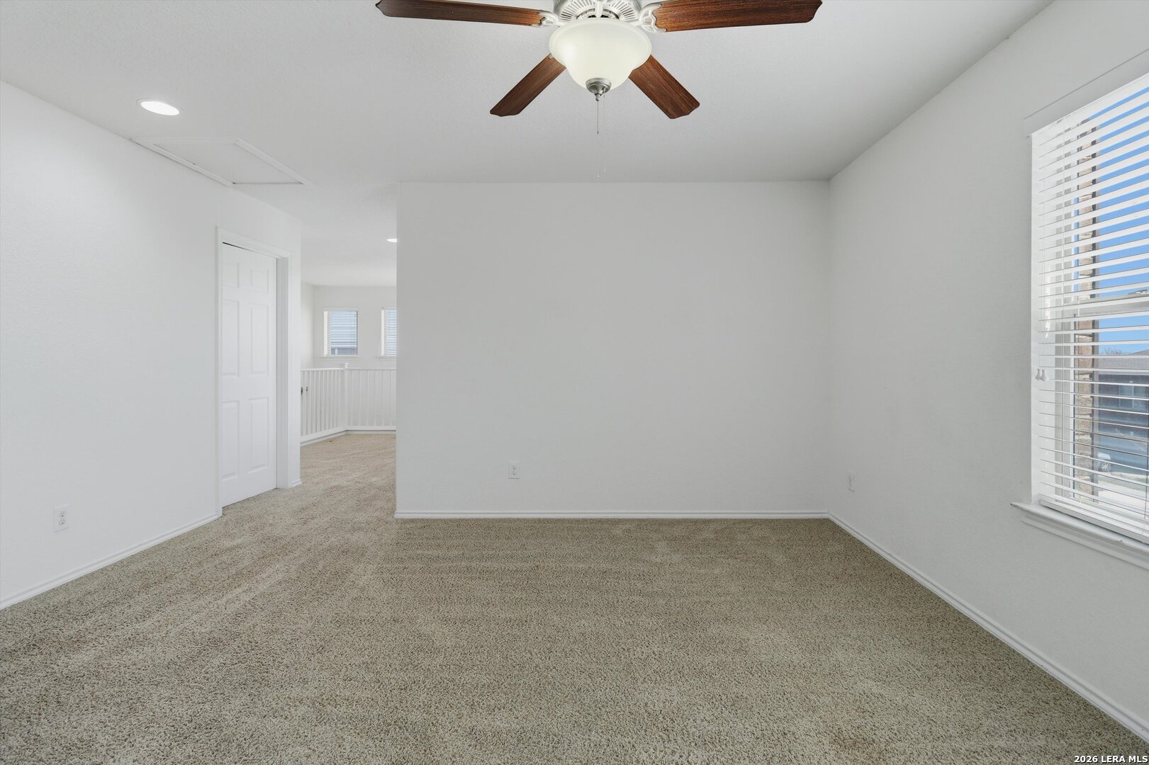 7121 Avery Road Live Oak, TX 78233 - Photo 17 of 31