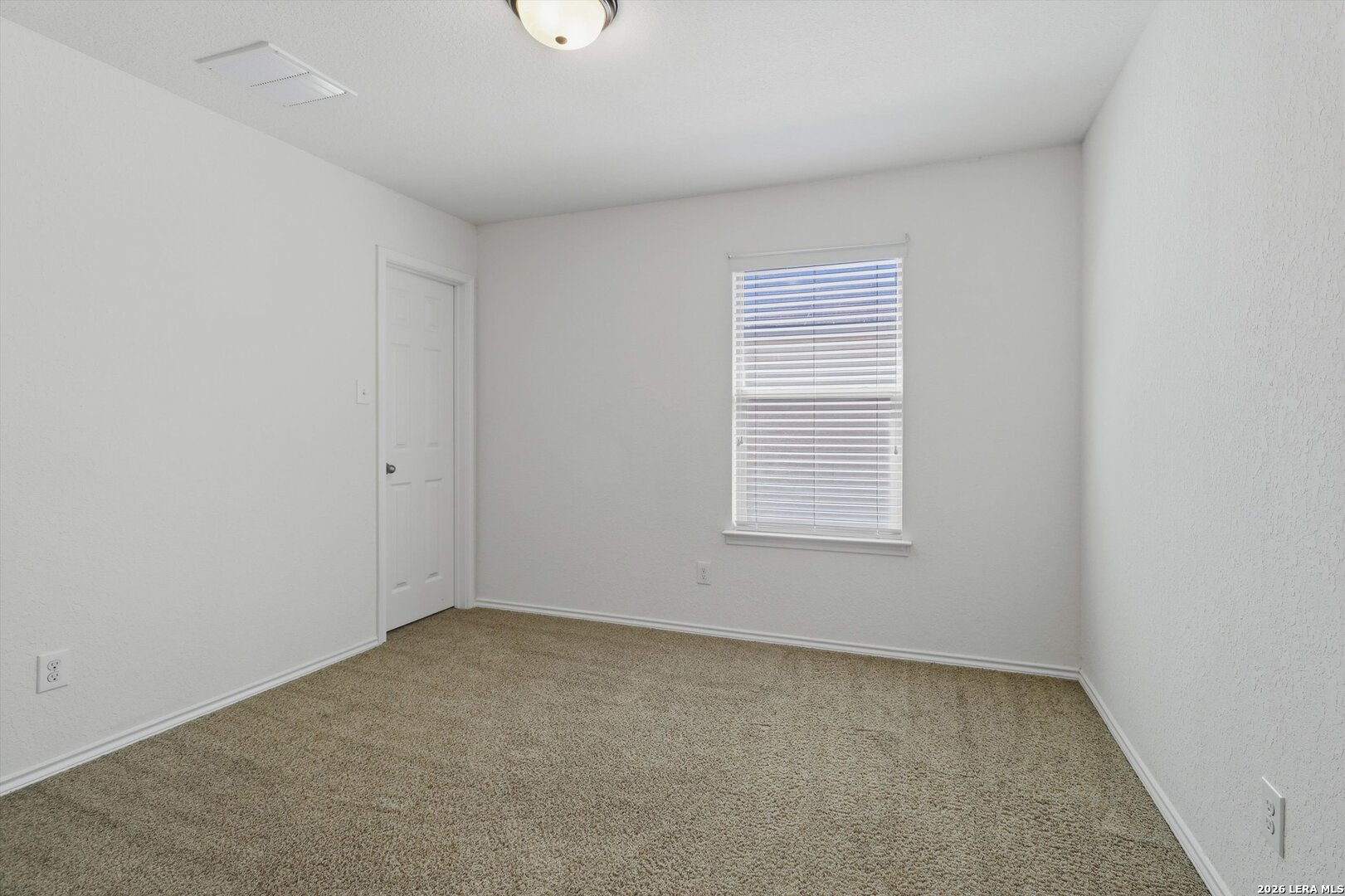 7121 Avery Road Live Oak, TX 78233 - Photo 18 of 31