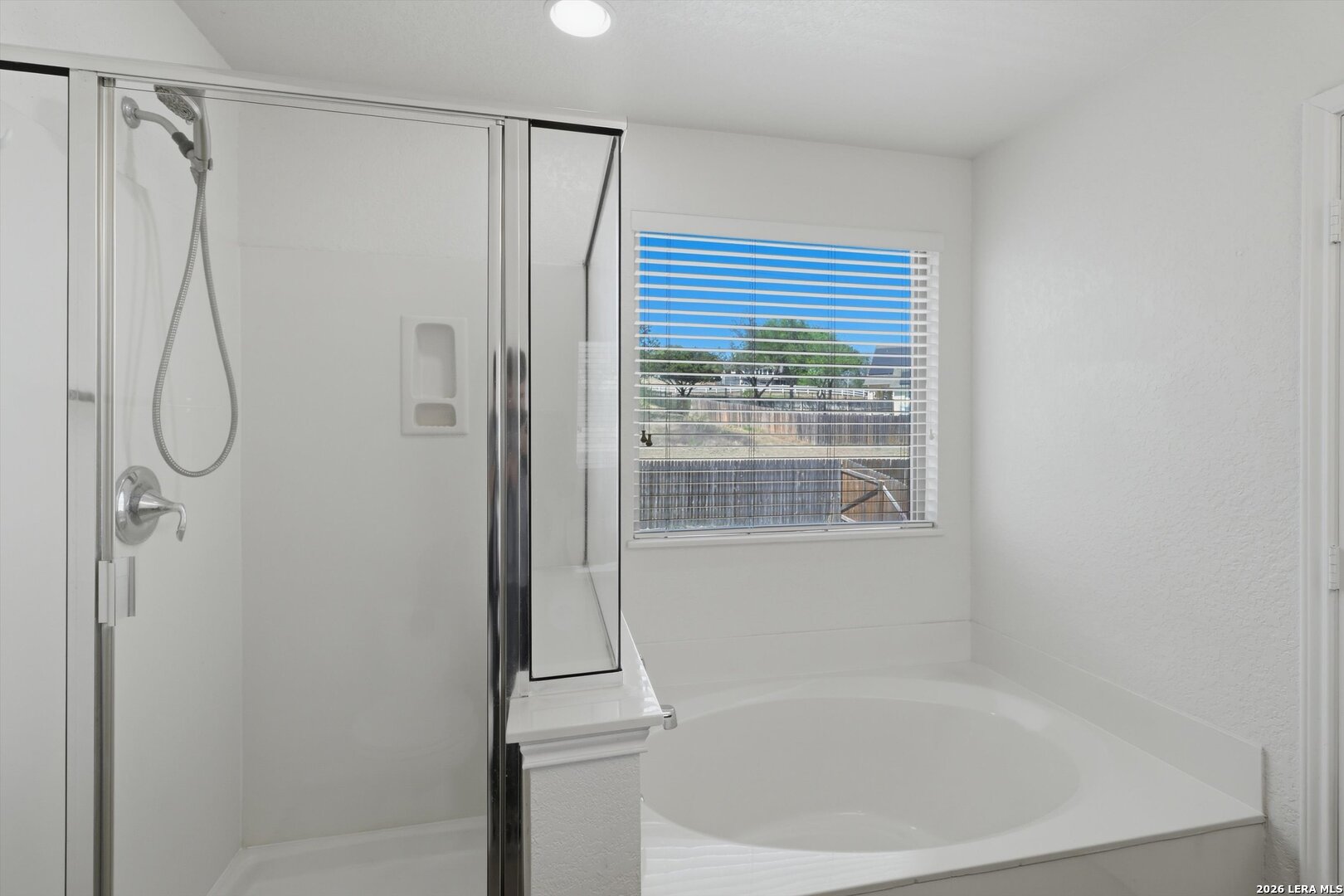 7121 Avery Road Live Oak, TX 78233 - Photo 23 of 31