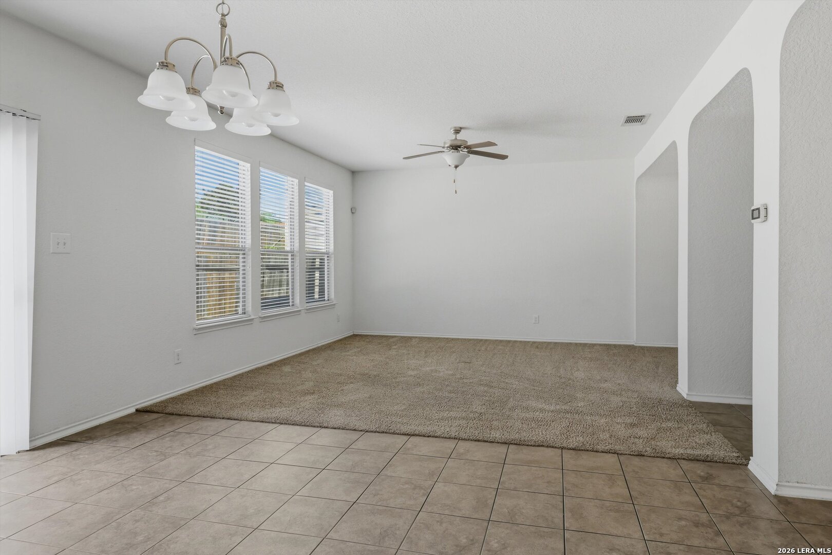 7121 Avery Road Live Oak, TX 78233 - Photo 7 of 31