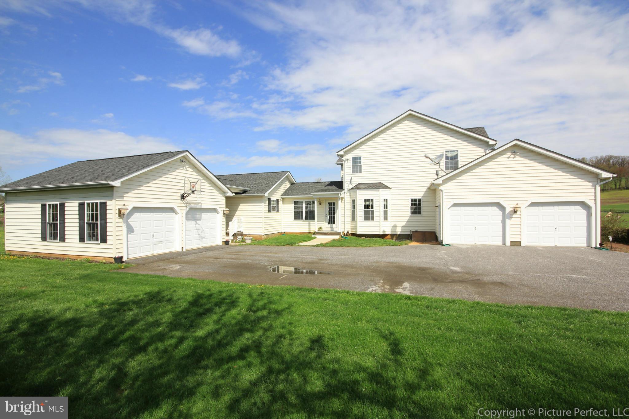 3670 Baker Road Westminster, MD 21157 - Photo 3 of 30 Exterior (General)