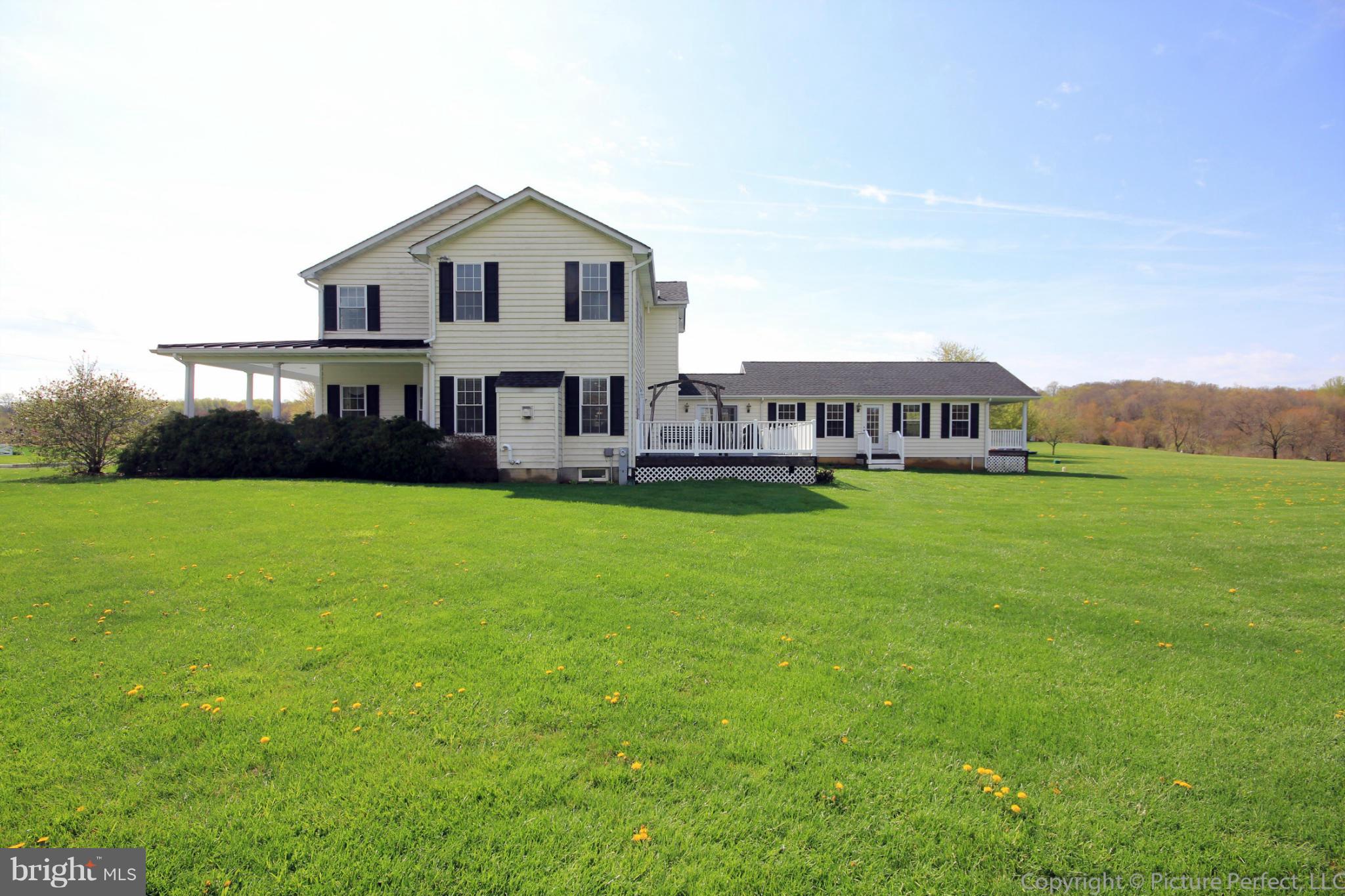3670 Baker Road Westminster, MD 21157 - Photo 4 of 30 Exterior (Rear)