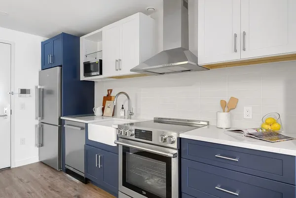 $4,950 | 540 Graham Avenue, Unit 203 | Greenpoint