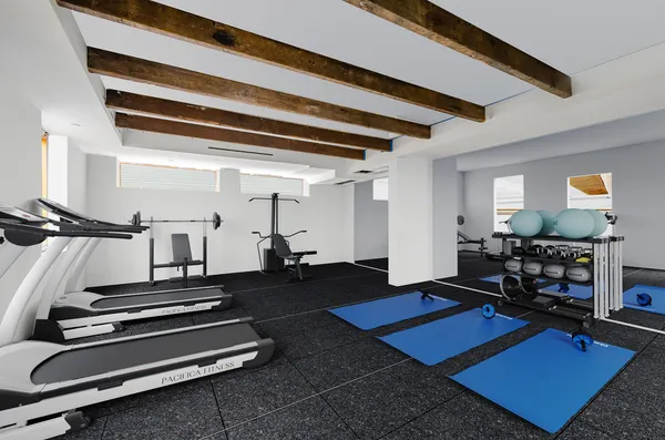 $4,950 | 540 Graham Avenue, Unit 203 | Greenpoint