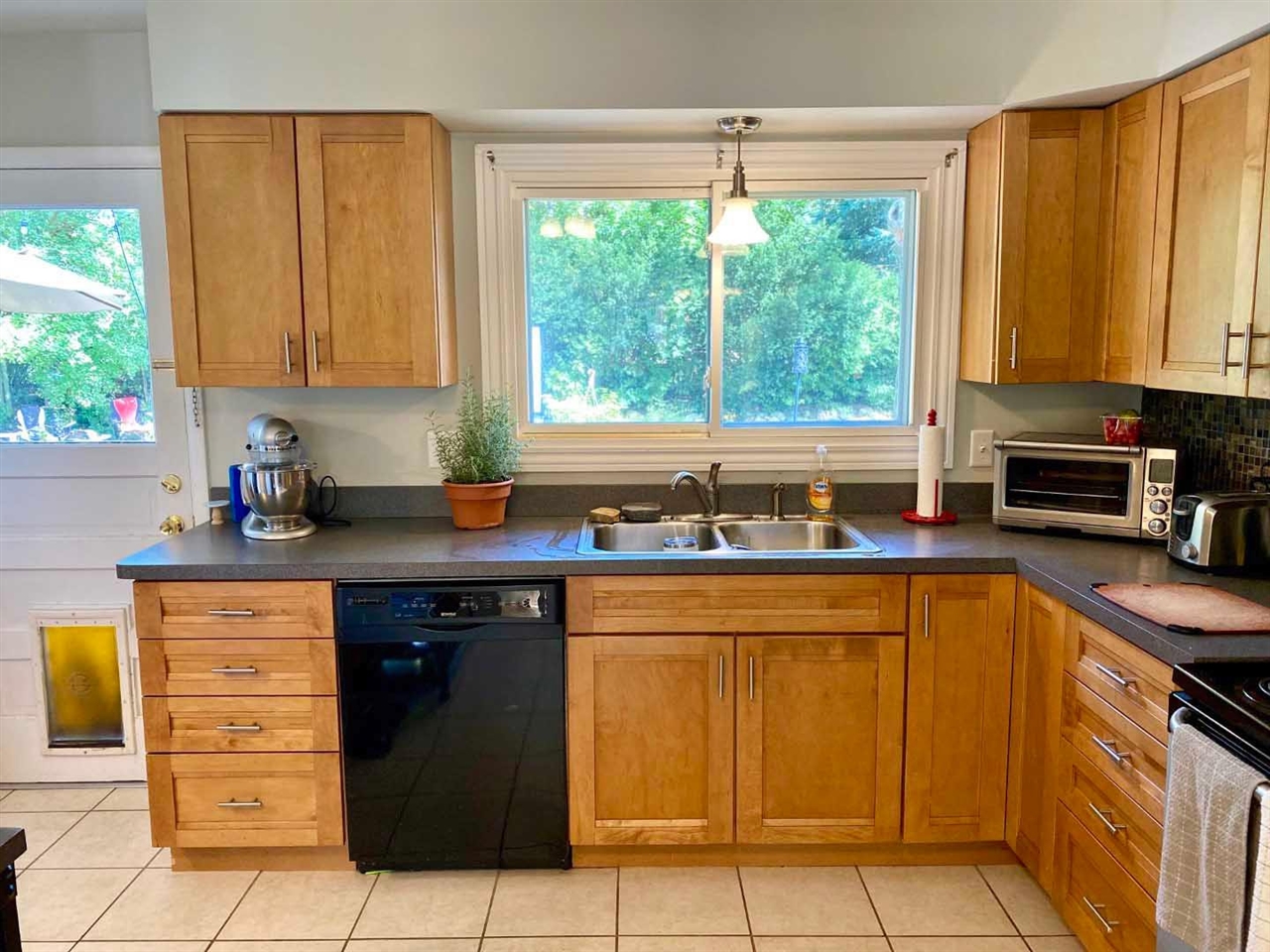 1720 Hanover Road Ann Arbor, MI 48103 - Photo 8 of 24