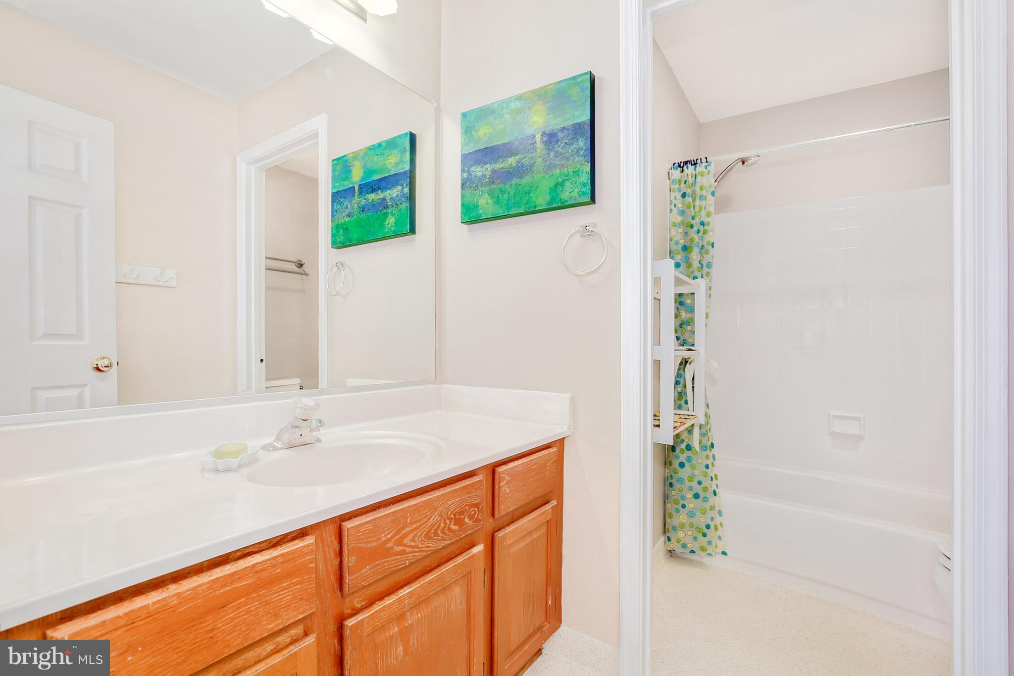18841 Falling Star Road Germantown, MD 20874 - Photo 18 of 30 Bath