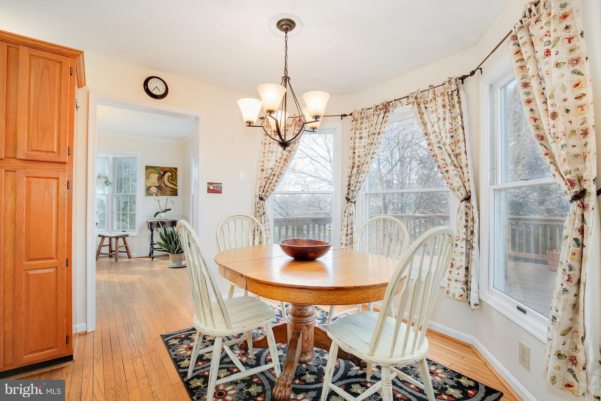 18841 Falling Star Road Germantown, MD 20874 - Photo 7 of 30 Kitchen