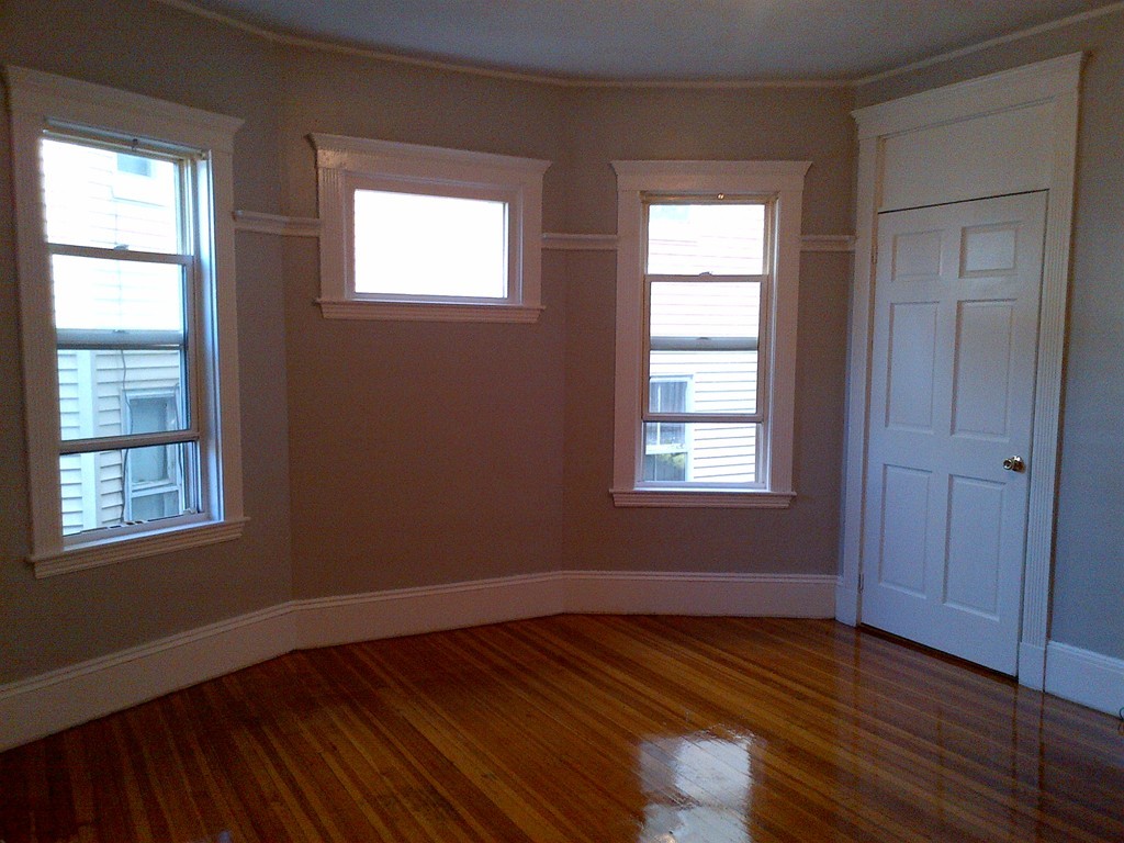 72 Ridgewood Street Boston, MA 02122 - Photo 3 of 7 Gallery Image 3