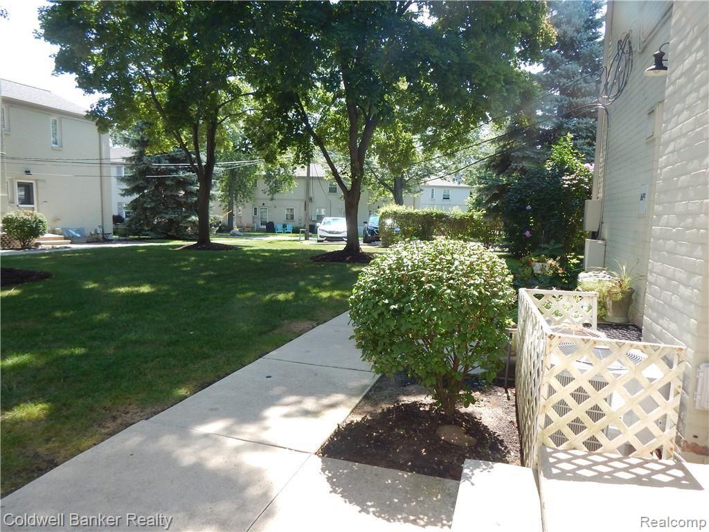 1682 Graefield Road Birmingham, MI 48009 - Photo 27 of 30