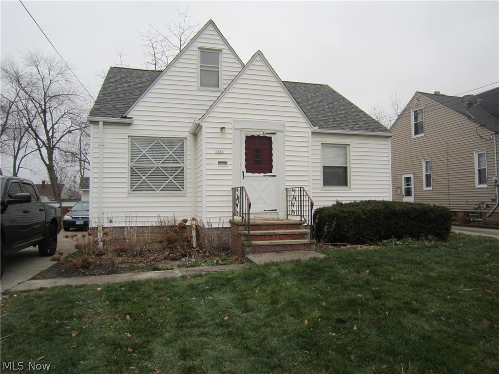 1257 Lander Road Cleveland, OH 44124 - Photo 1 of 11