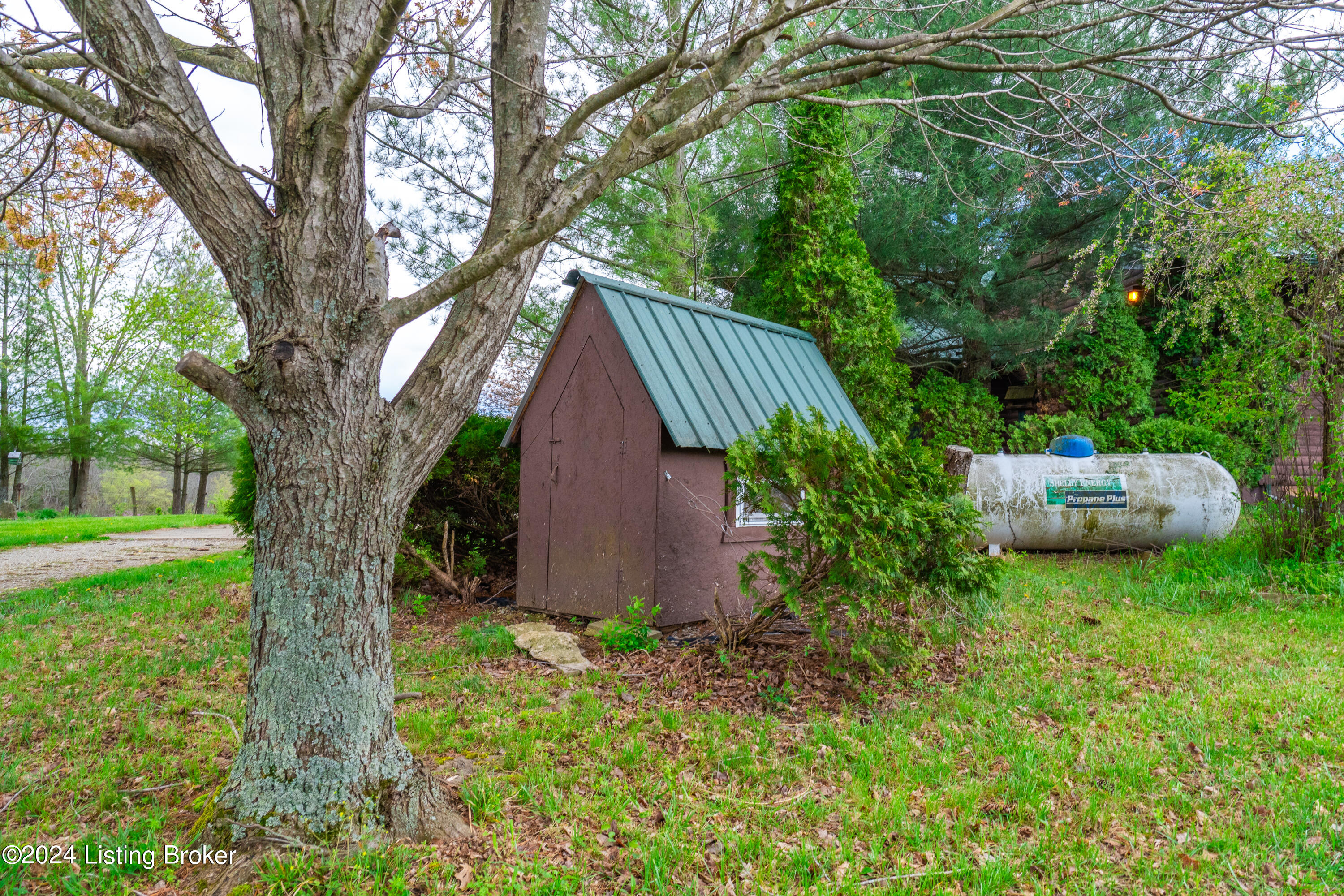 1683 Wilkerson Road Bloomfield, KY 40008 - Photo 55 of 72 1683-Wilkerson-Rd_064