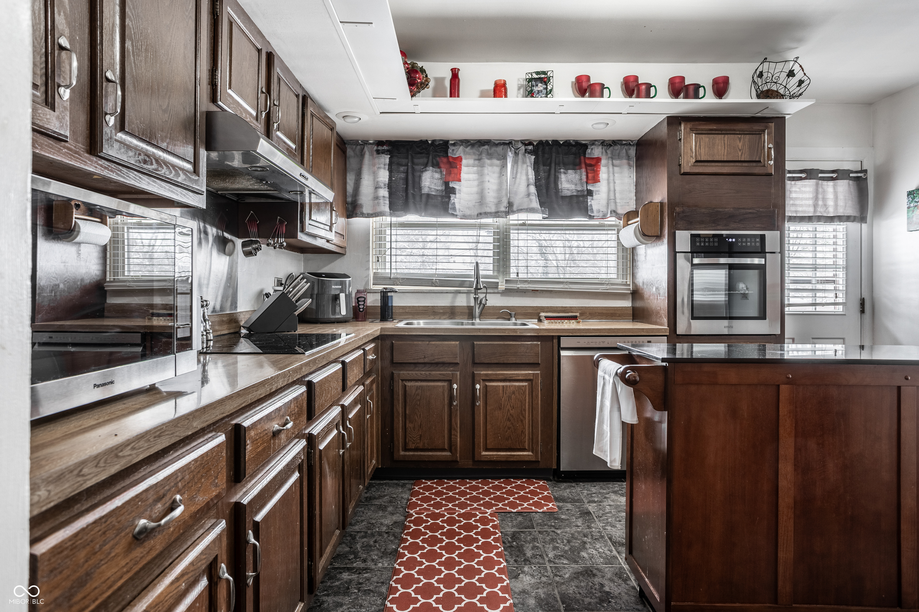 7802 Fall Creek Road Indianapolis, IN 46256 - Photo 14 of 53