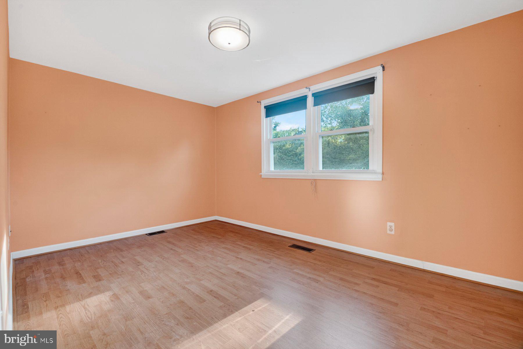643 47th Street Baltimore, MD 21224 - Photo 18 of 35