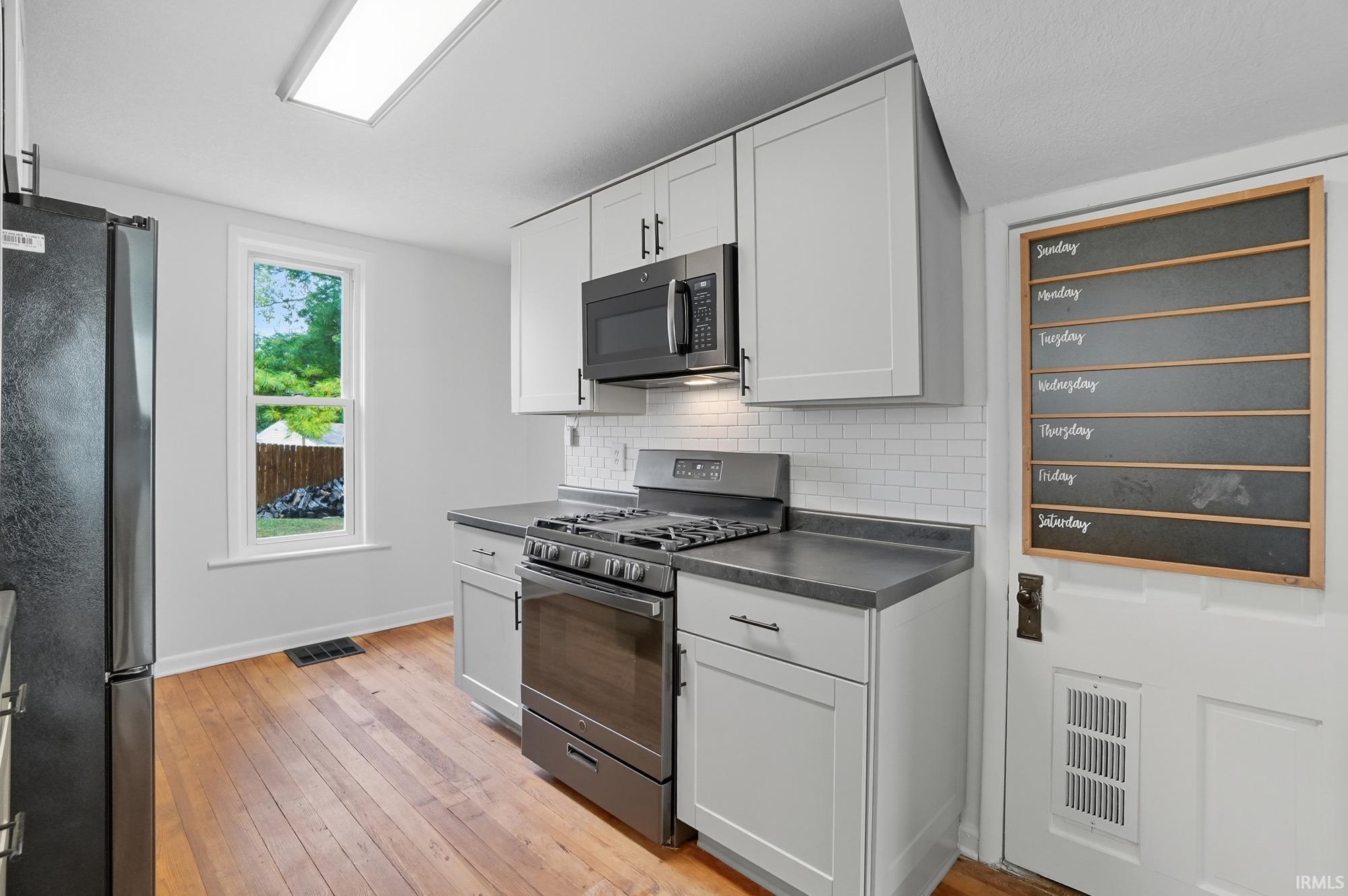 808 North 2nd Street Decatur, IN 46733 - Photo 10 of 33