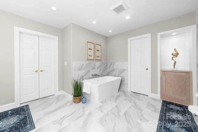 $929,000 | 206 Vauxhall Drive, Shelby, NC 28150