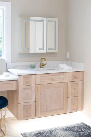 $929,000 | 206 Vauxhall Drive, Shelby, NC 28150