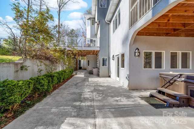 $929,000 | 206 Vauxhall Drive, Shelby, NC 28150