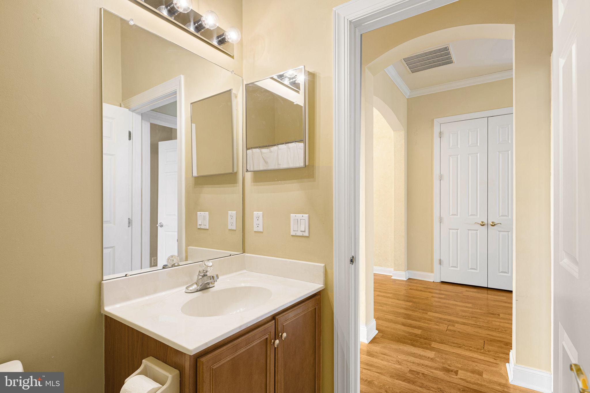 35 Cassin Hill Road Garnet Valley, PA 19060 - Photo 21 of 31 2nd bath