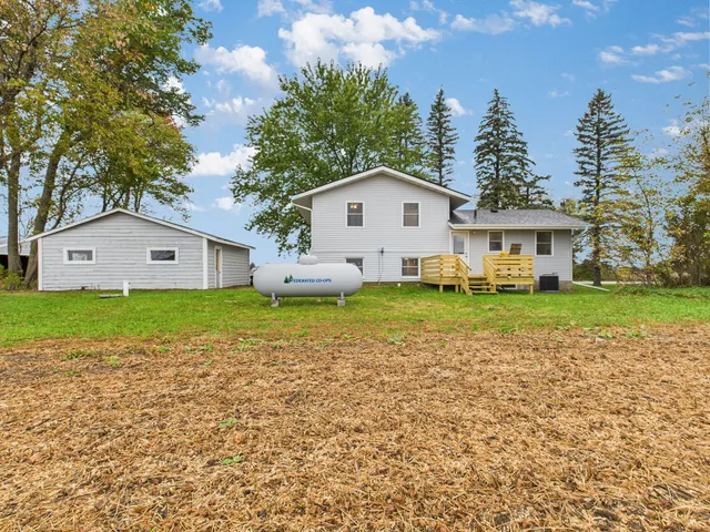 $349,000 | 36287 Vickers Drive Northeast, Cambridge, MN 55008