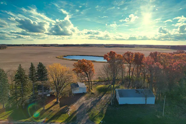 $349,000 | 36287 Vickers Drive Northeast, Cambridge, MN 55008