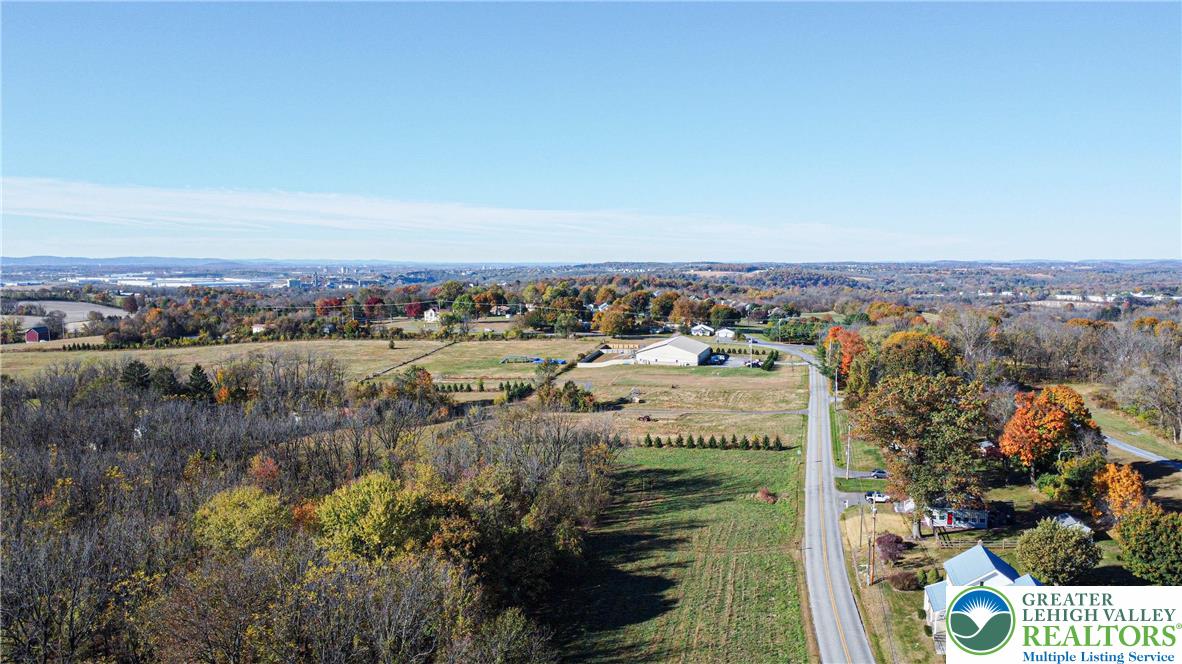 654 Youngs Hill Road Easton, PA 18040 - Photo 34 of 36 an aerial view of multiple house