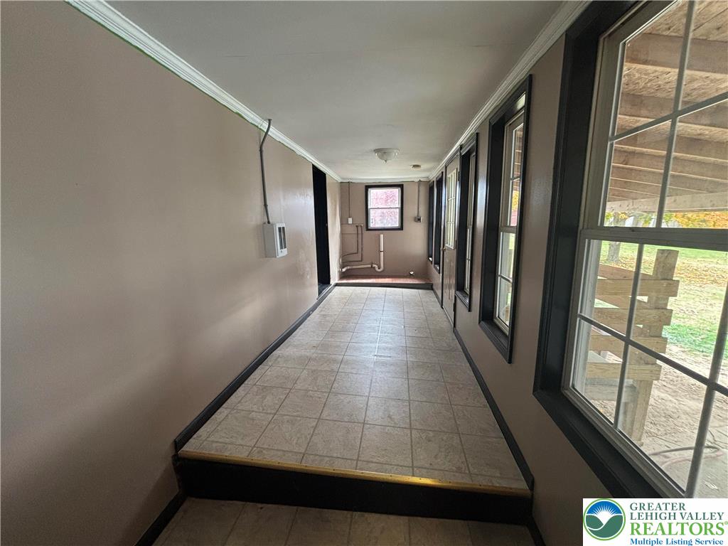 654 Youngs Hill Road Easton, PA 18040 - Photo 9 of 36 a view of gallery