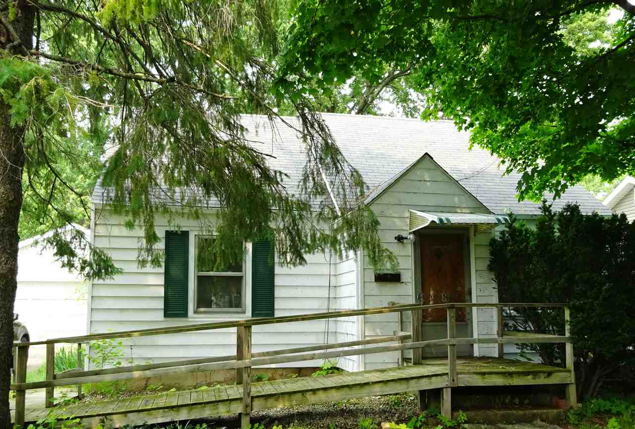 920 Jackson Boulevard Rochester, IN 46975 - Photo 1 of 23