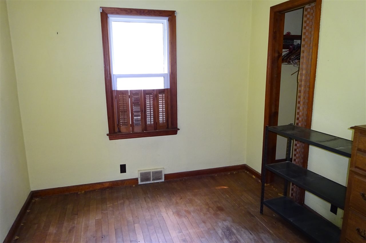 920 Jackson Boulevard Rochester, IN 46975 - Photo 11 of 23