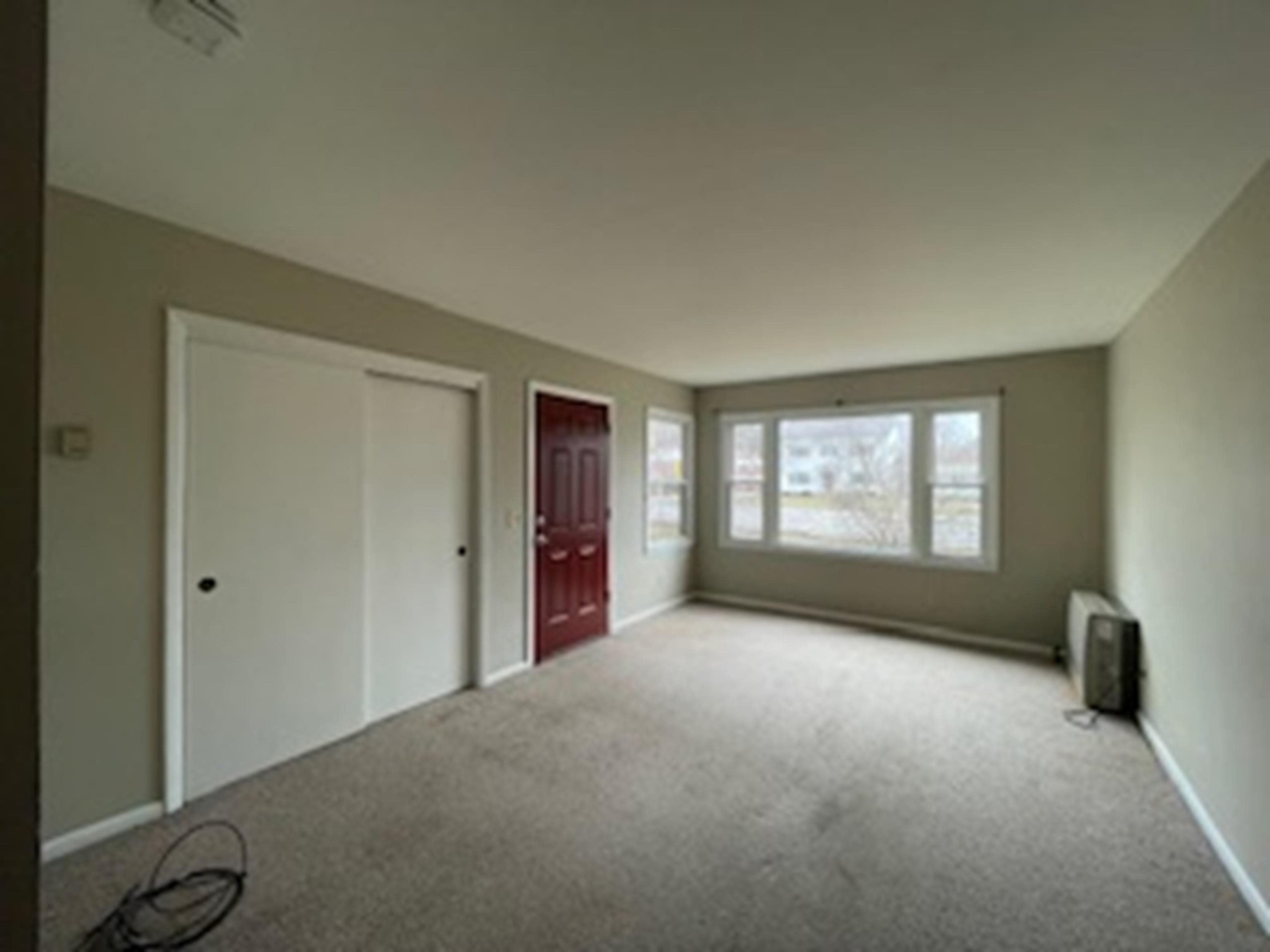 163 Hinesburg Road South Burlington, VT 05403 - Photo 11 of 28