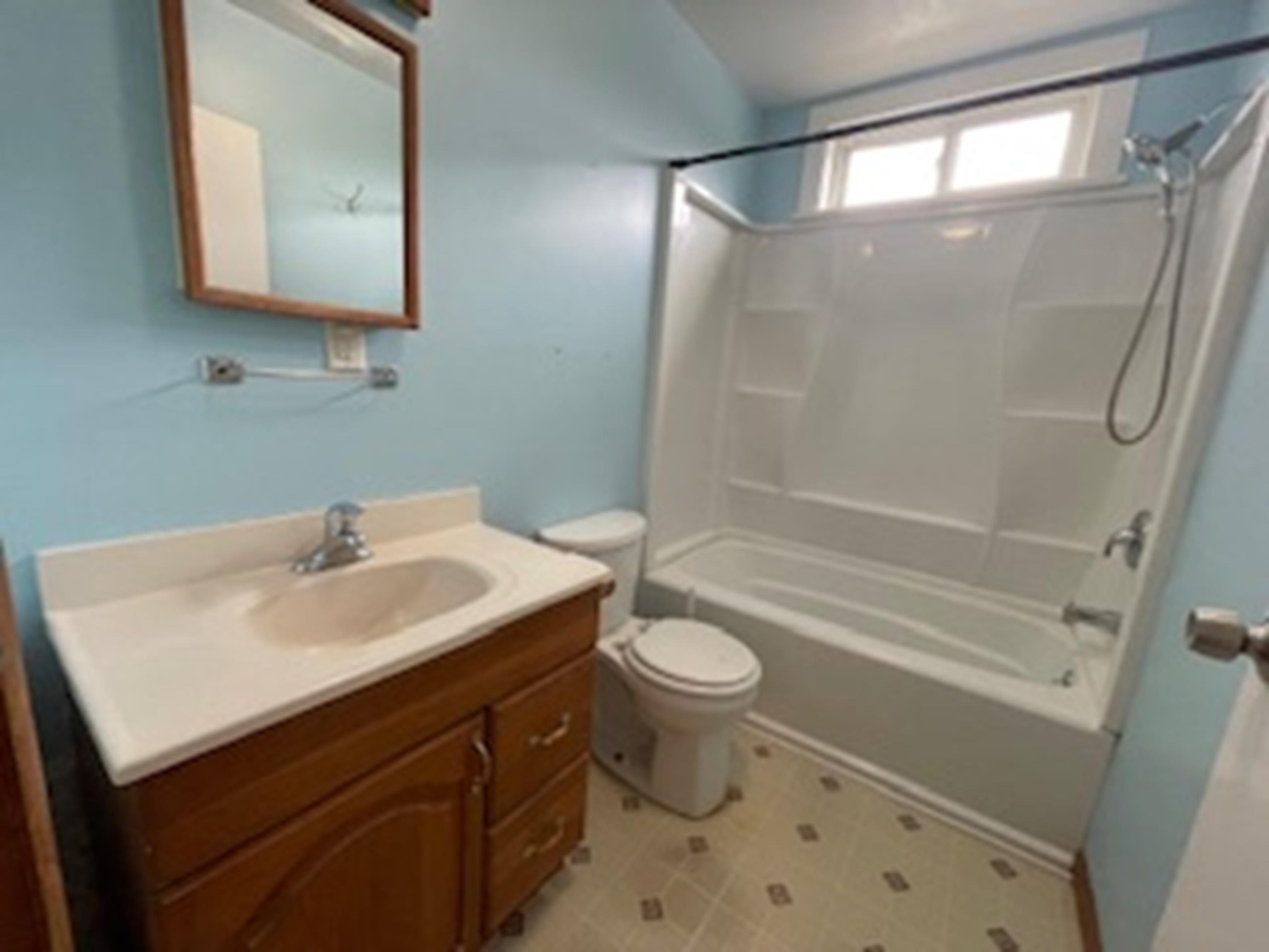 163 Hinesburg Road South Burlington, VT 05403 - Photo 14 of 28