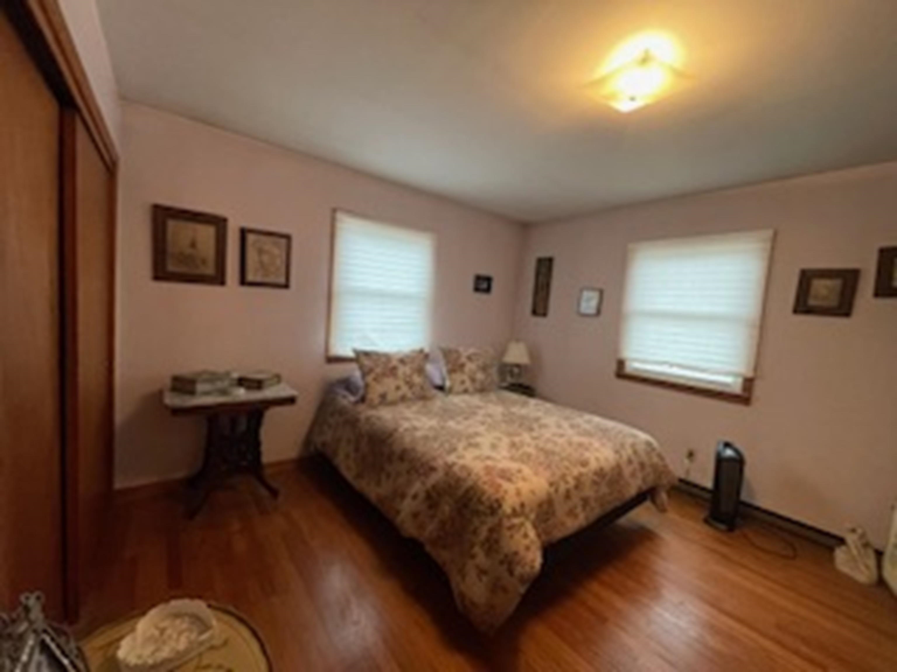 163 Hinesburg Road South Burlington, VT 05403 - Photo 5 of 28