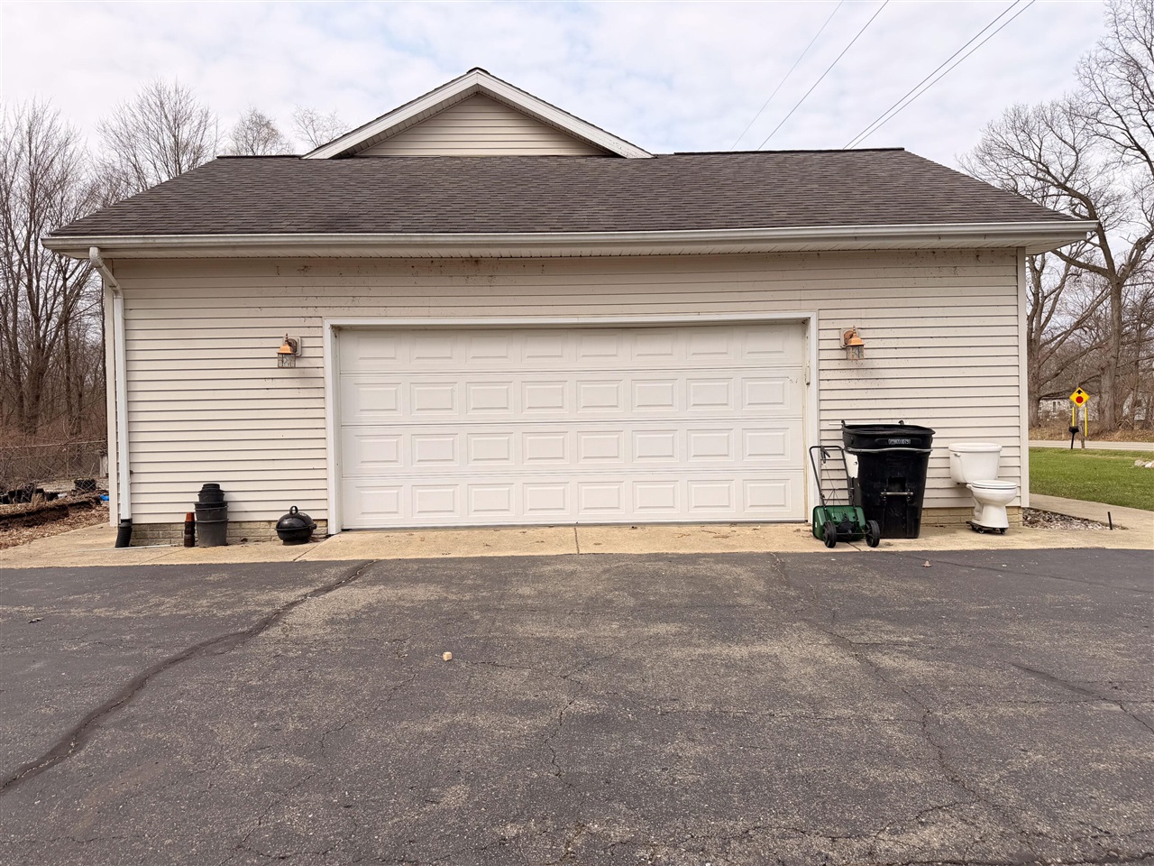 3767 Van Horn Road Jackson, MI 49201 - Photo 7 of 57