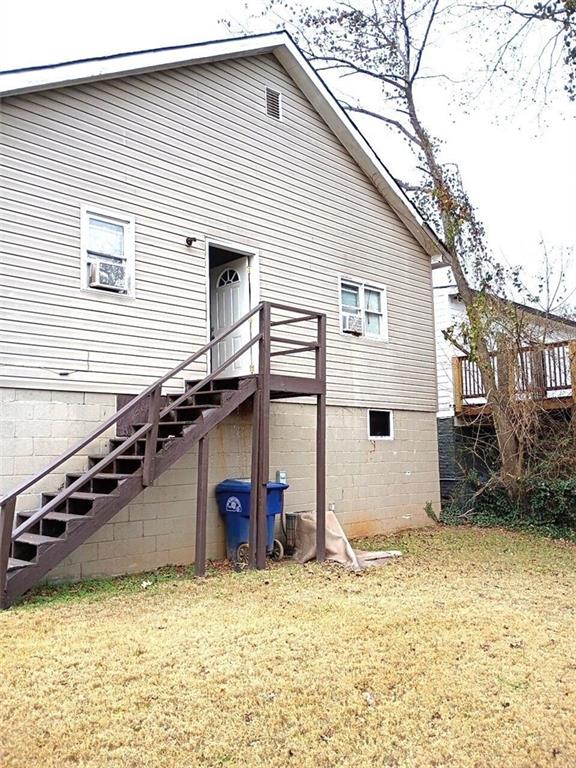 111 Griffin Street Northwest Atlanta, GA 30314 - Photo 9 of 9 a view of a house with backyard