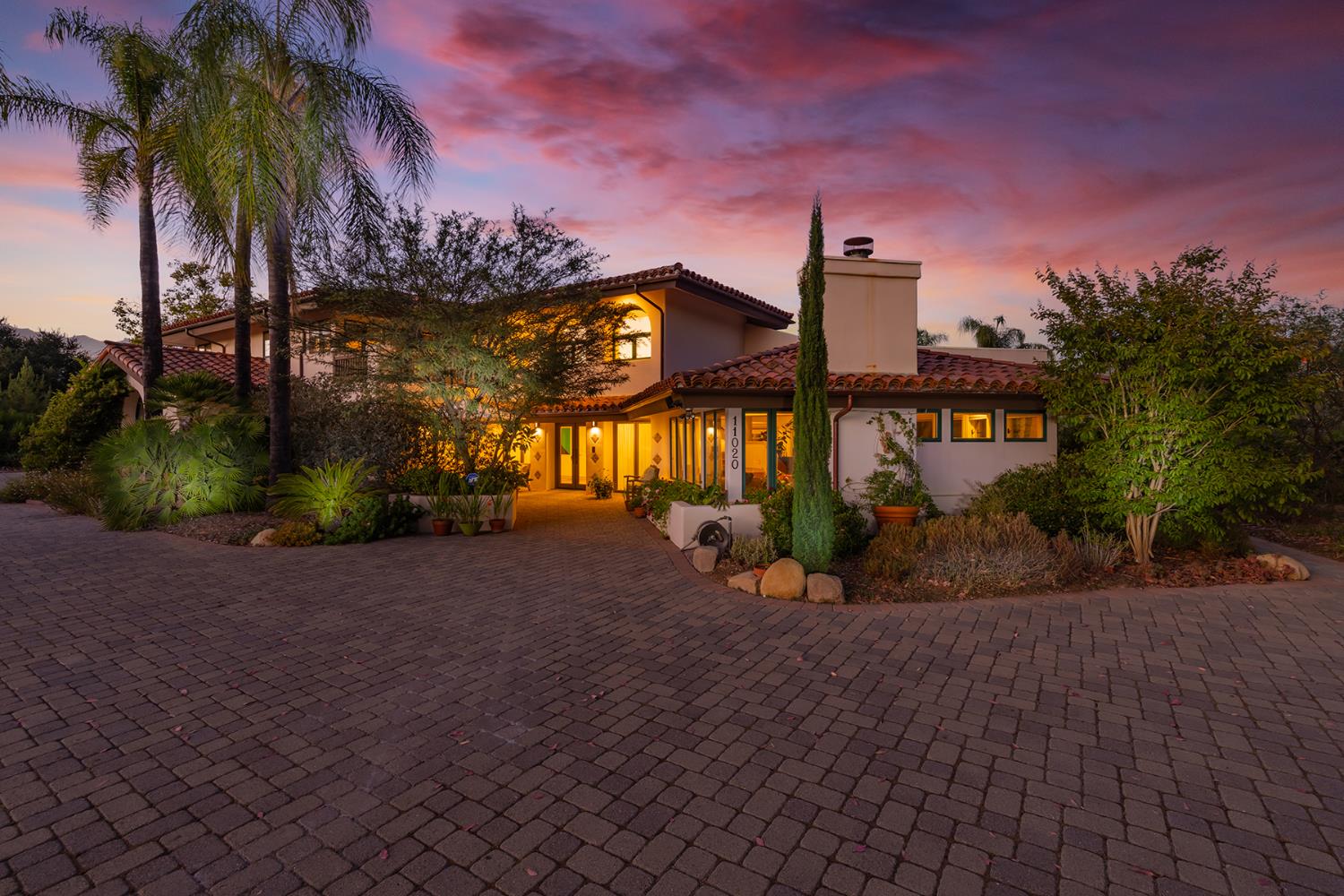 11020 Rodeo Drive Oak View, CA 93022 - Photo 2 of 38 Gallery Image 2