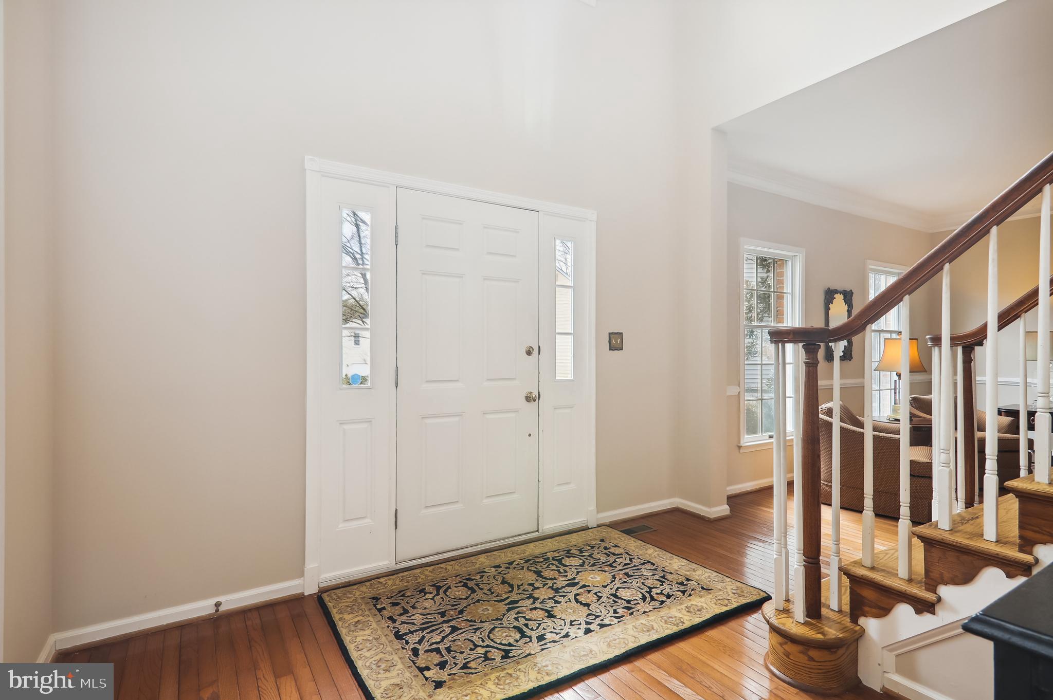 8001 Boulder Ridge Way Gaithersburg, MD 20882 - Photo 10 of 89 Two-story foyer