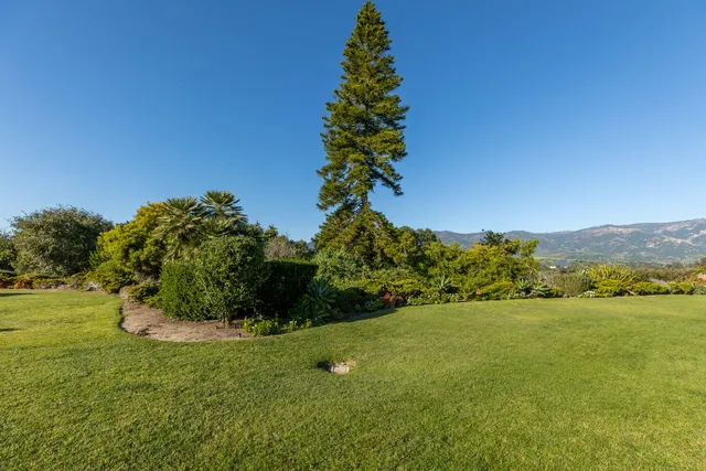 $1,399,000 | 4712 Calle Reina, Santa Barbara, CA 93110