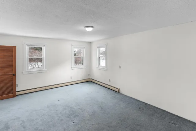 $1,600 | 55 Smith Bridge Road, Unit 2, Plymouth, NH 03264