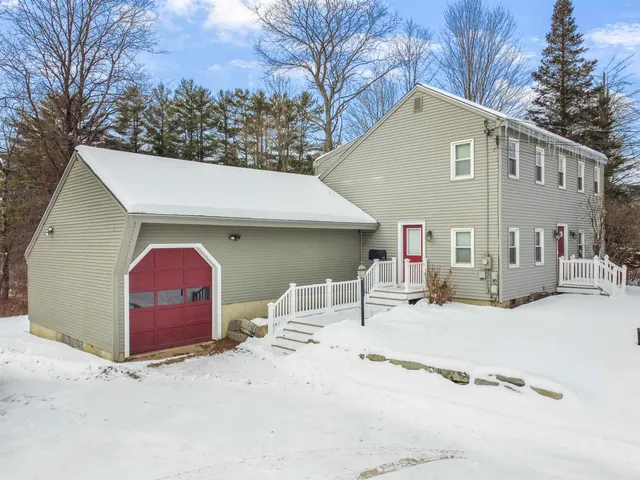$1,600 | 55 Smith Bridge Road, Unit 2, Plymouth, NH 03264